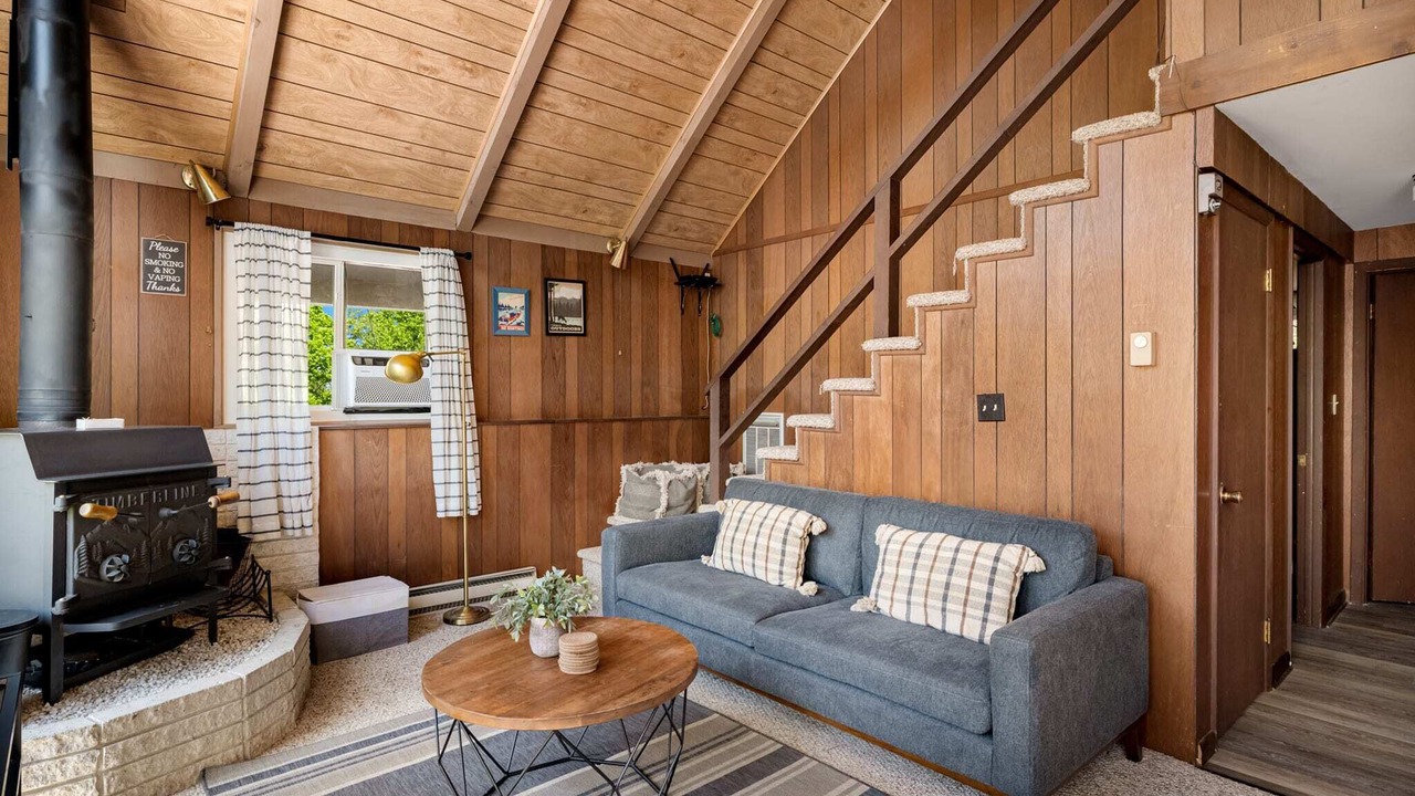 Photo of Livingroom in Mount Jackson