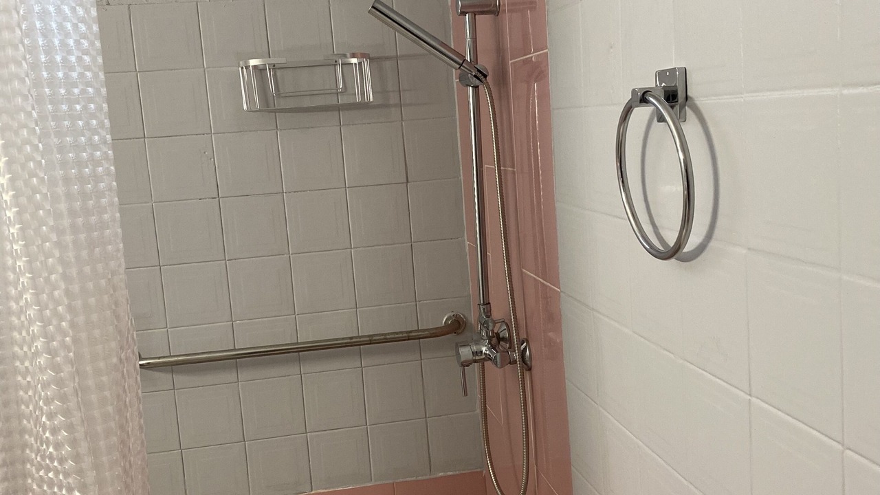 Photo of Bathroom in Perinet