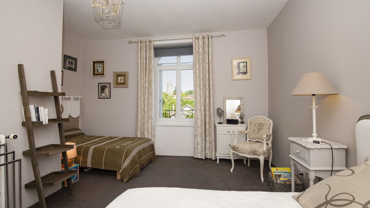 Photo of Bedroom in Chalus
