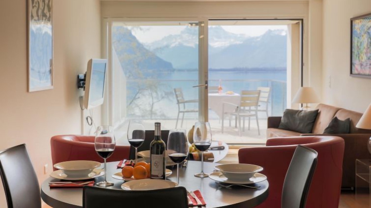 Photo of Bedroom in Montreux City Centre