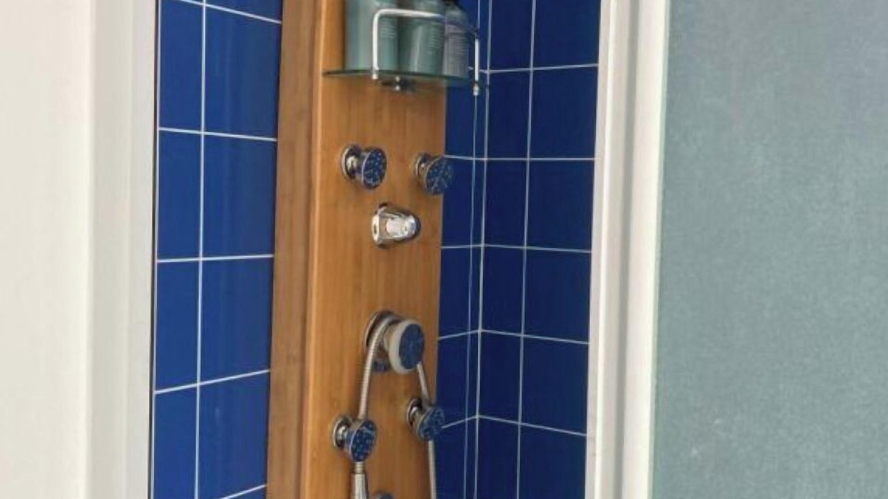 Photo of Bathroom in Saint-Lubin-des-Joncherets