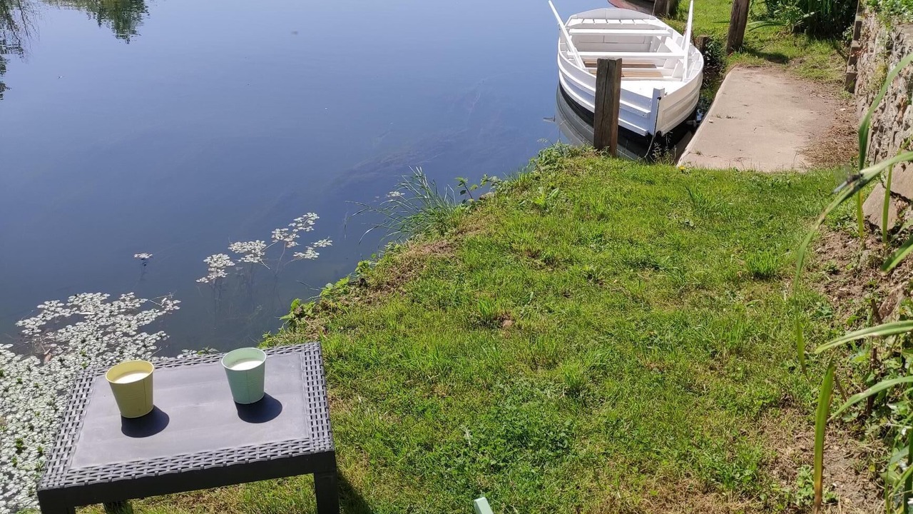 Photo of Outdoor in Les Roches-l'Eveque