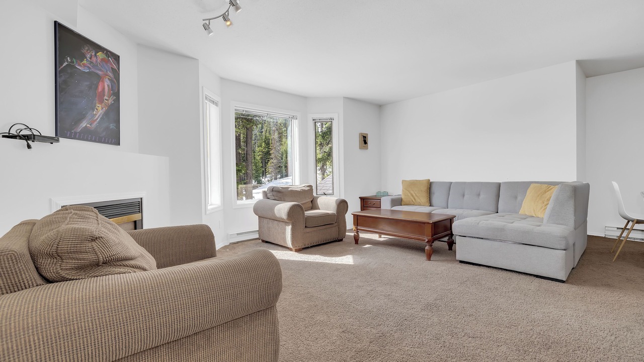 Photo of Livingroom in Big White Ski Resort