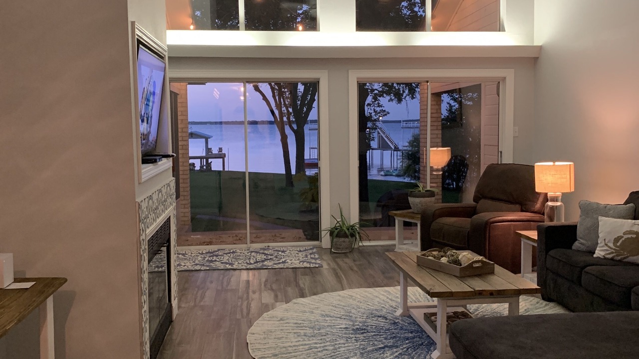 Photo of Bedroom in Cedar Creek Reservoir