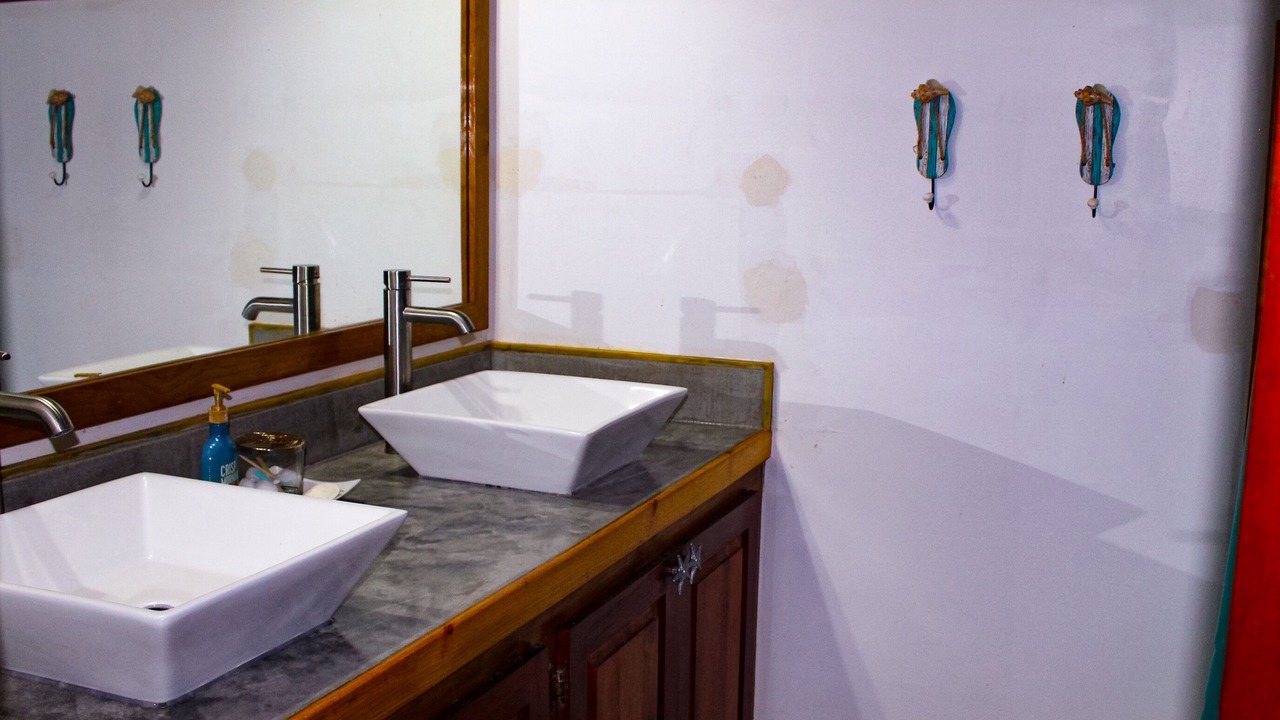 Photo of Bathroom in Palmetto Bay