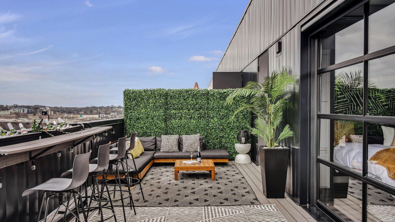 Photo of Outdoor in Rolling Mill Hill