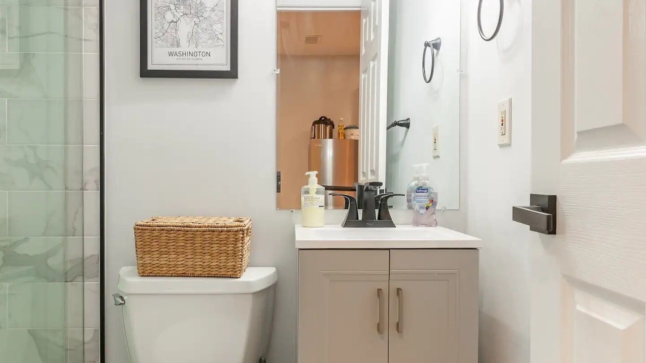 Photo of Bathroom in Shaw