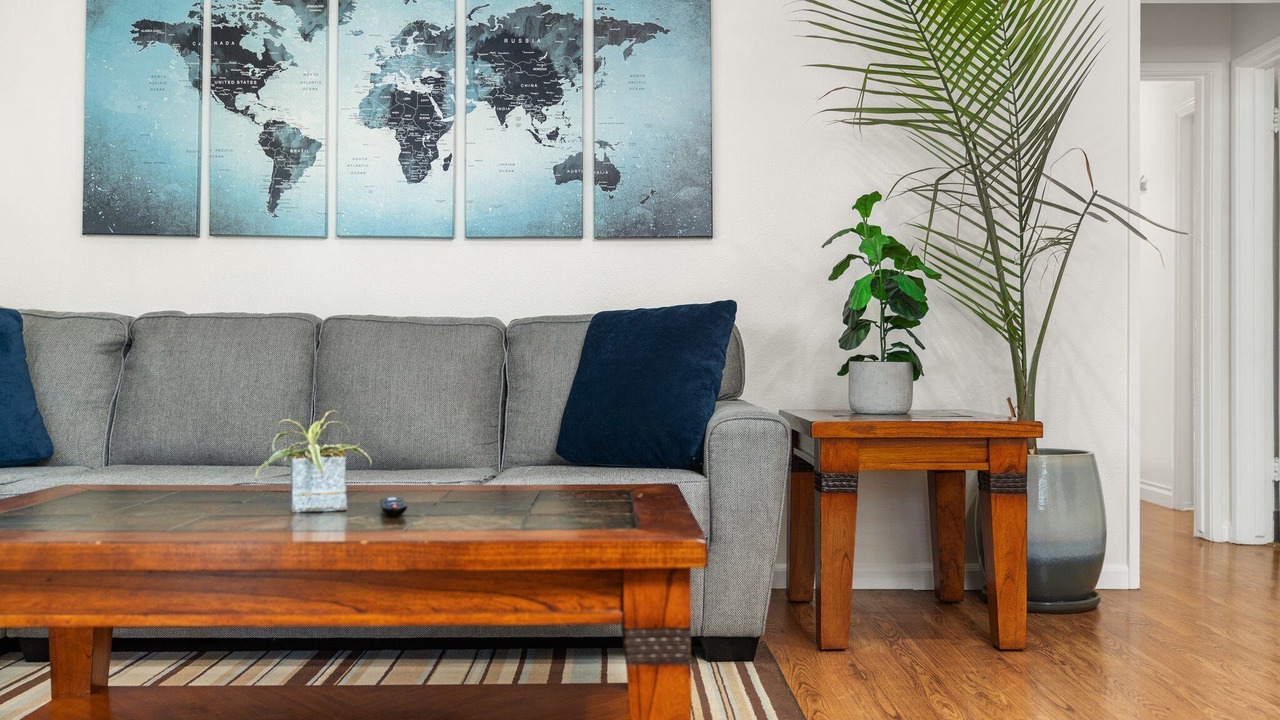 Photo of Livingroom in North Long Beach