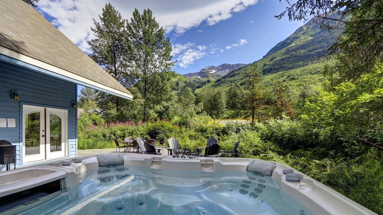 Photo of Patio Balcony in Alyeska