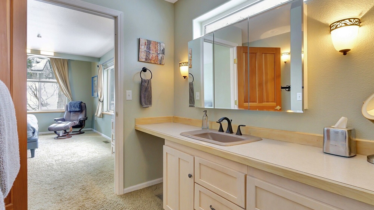 Photo of Bathroom in Alyeska