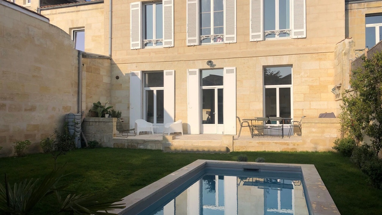 Photo of Outdoor in Saint Seurin - Fondaudege