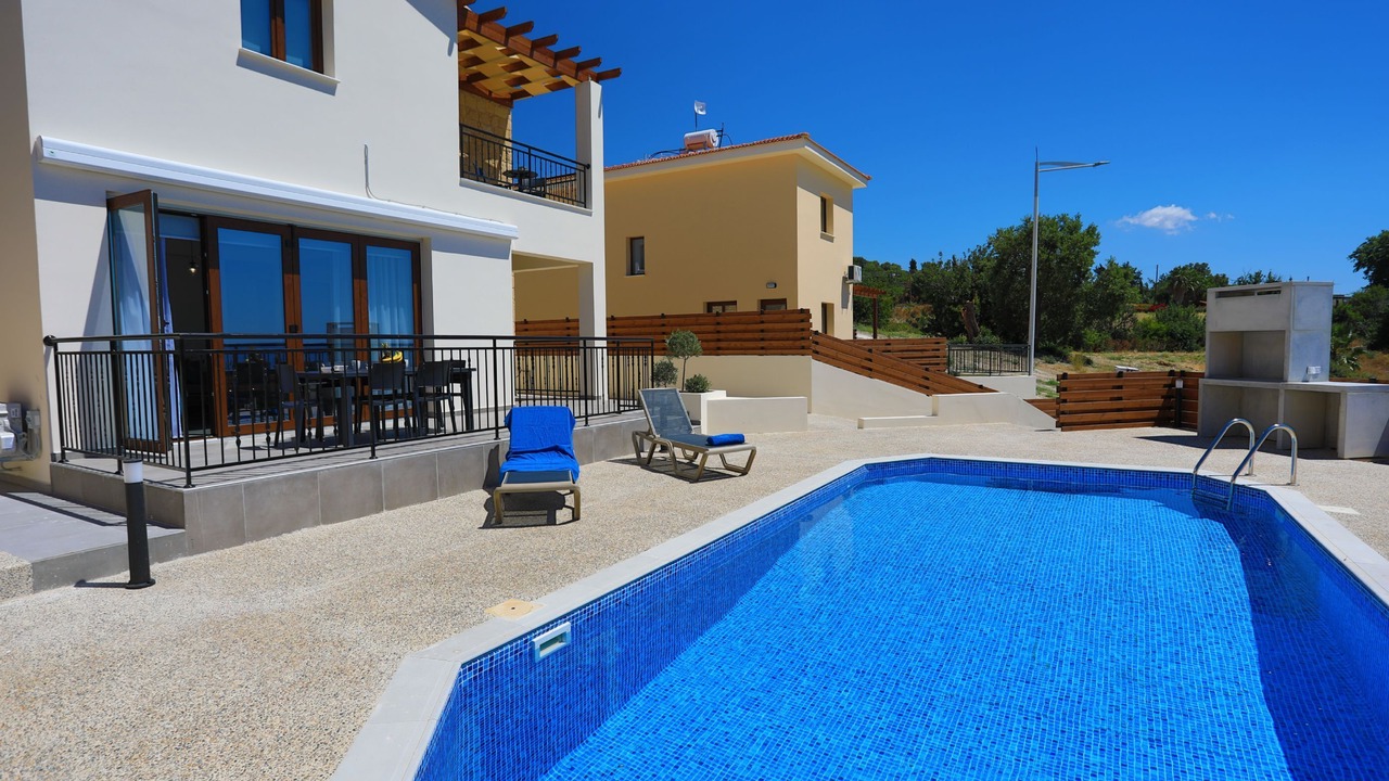 Photo of Outdoor in Meladeia