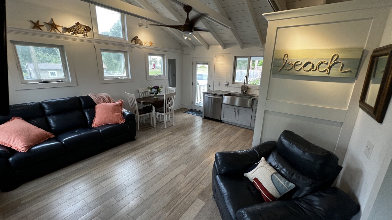 Photo of Livingroom in Jamestown