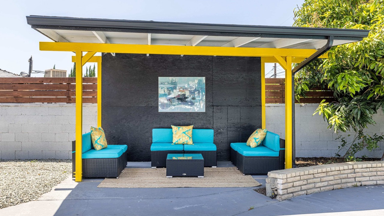 Photo of Outdoor in Reseda