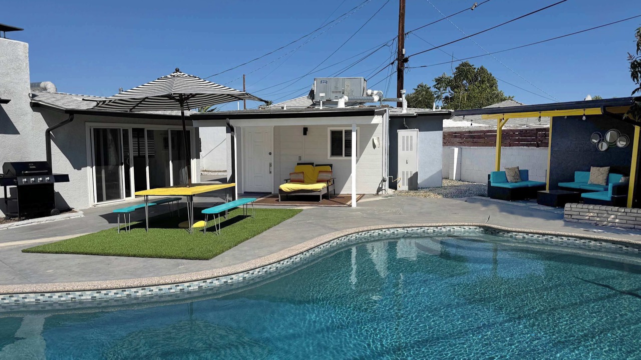 Photo of Outdoor in Reseda
