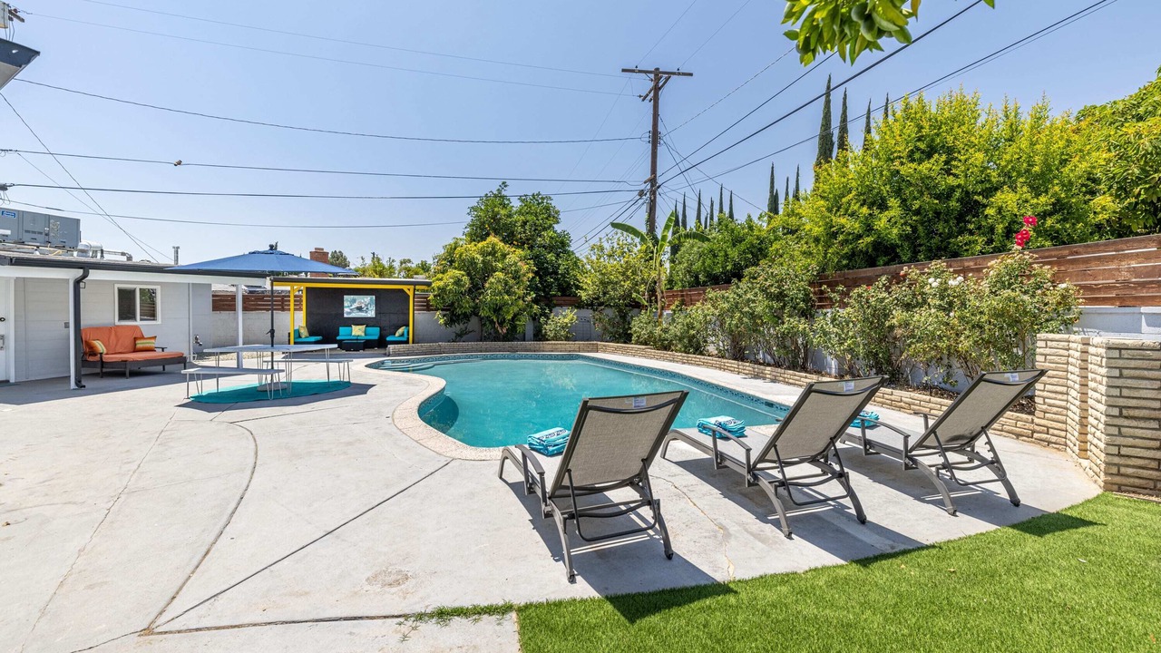 Photo of Outdoor in Reseda
