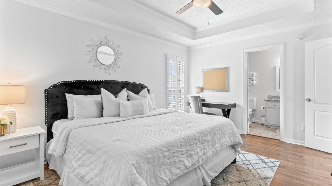 Photo of Bedroom in Normal