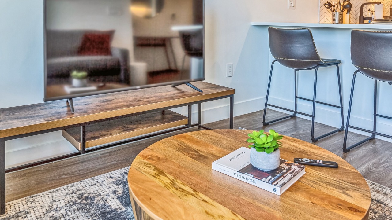 Photo of Livingroom in Thunderbird Industrial Airpark