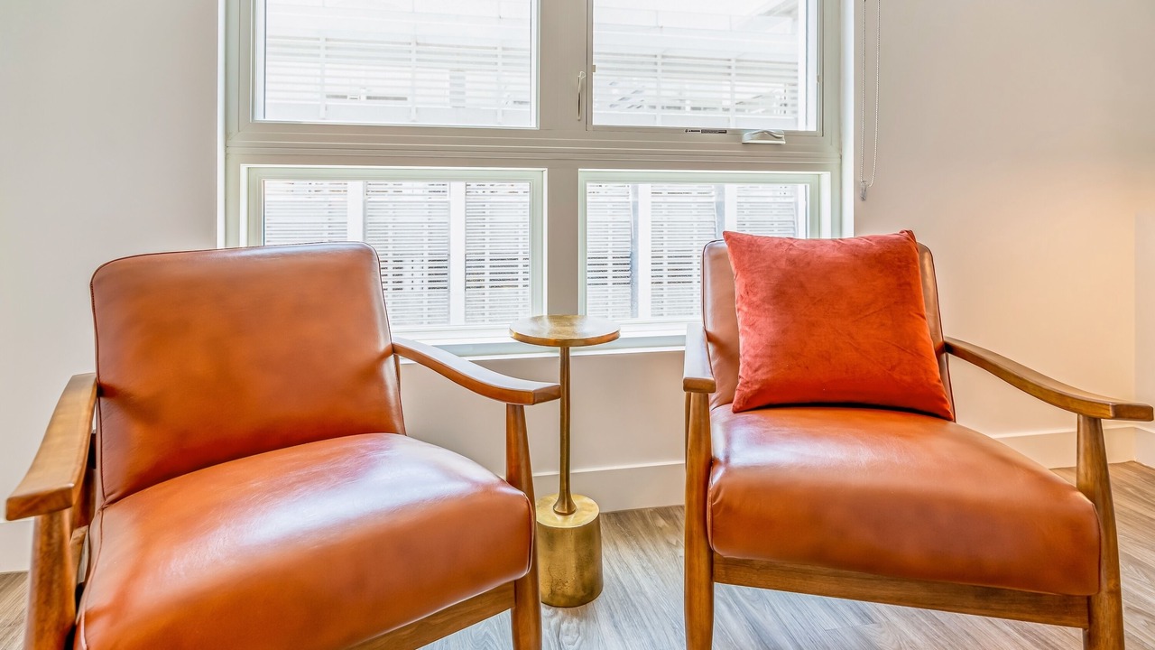 Photo of Livingroom in Thunderbird Industrial Airpark