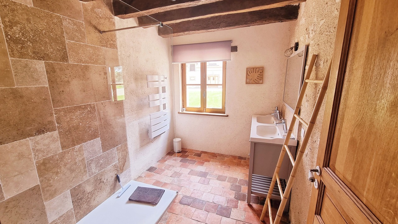 Photo of Bathroom in Pruniers-en-Sologne