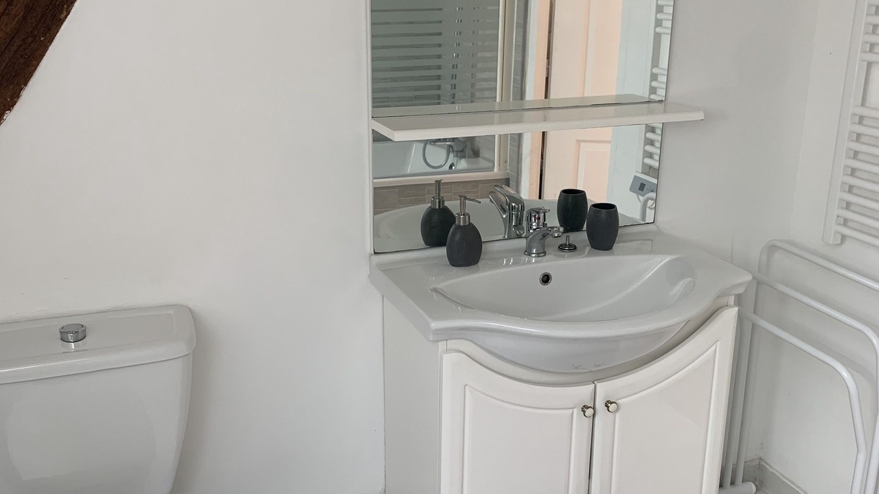 Photo of Bathroom in Monteaux