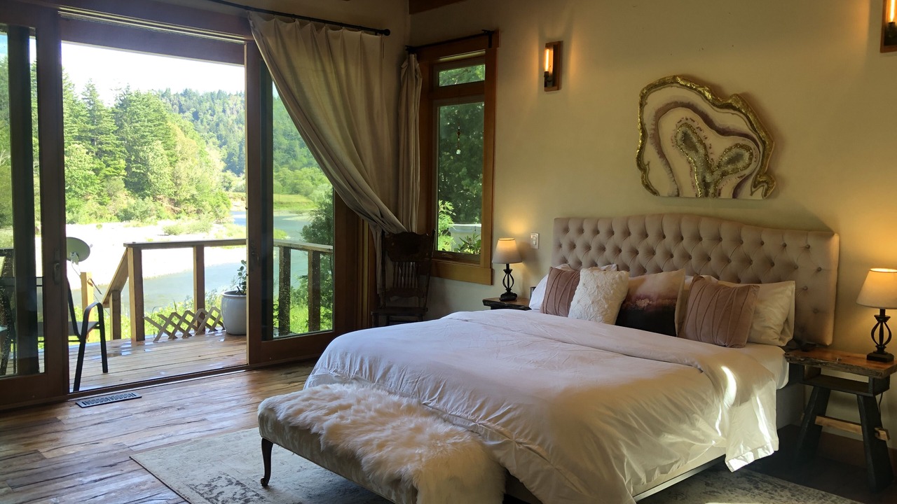 Photo of Bedroom in Port Orford