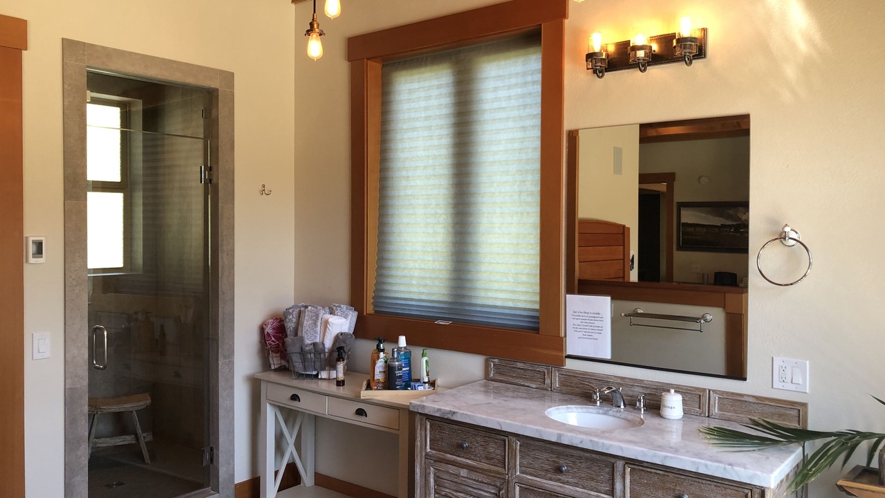 Photo of Bathroom in Port Orford