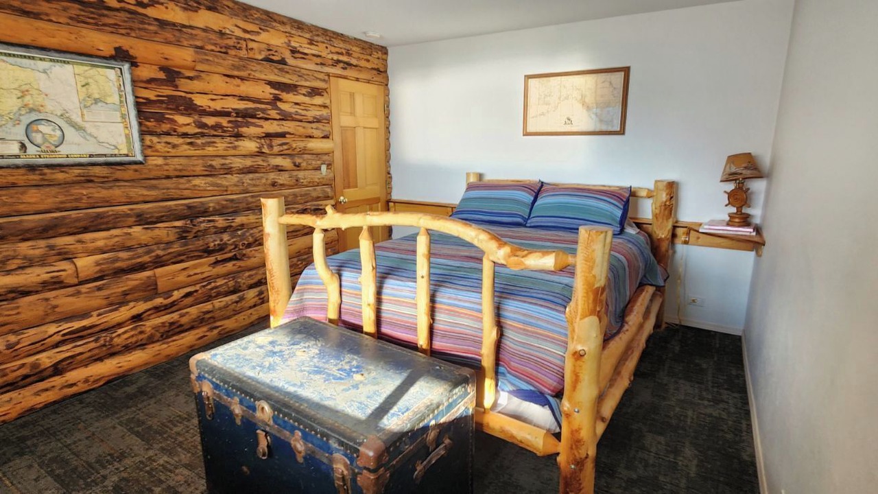 Photo of Bedroom in Valdez