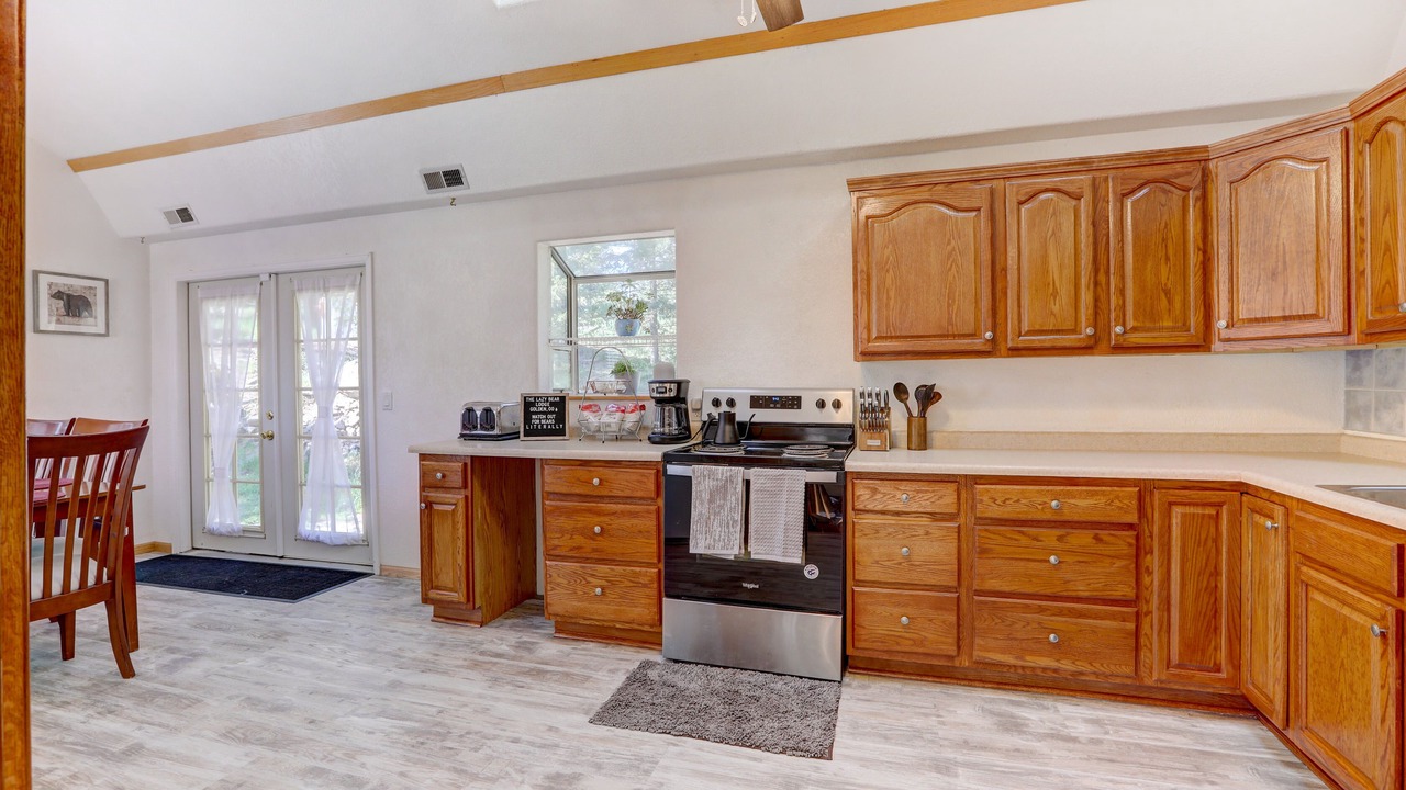 Photo of Kitchen in Coal Creek Canyon