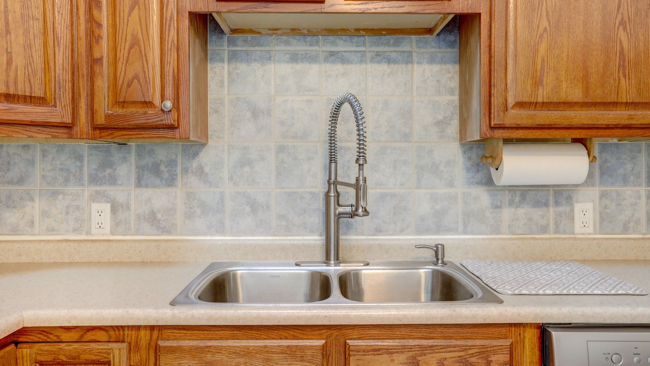 Photo of Kitchen in Coal Creek Canyon