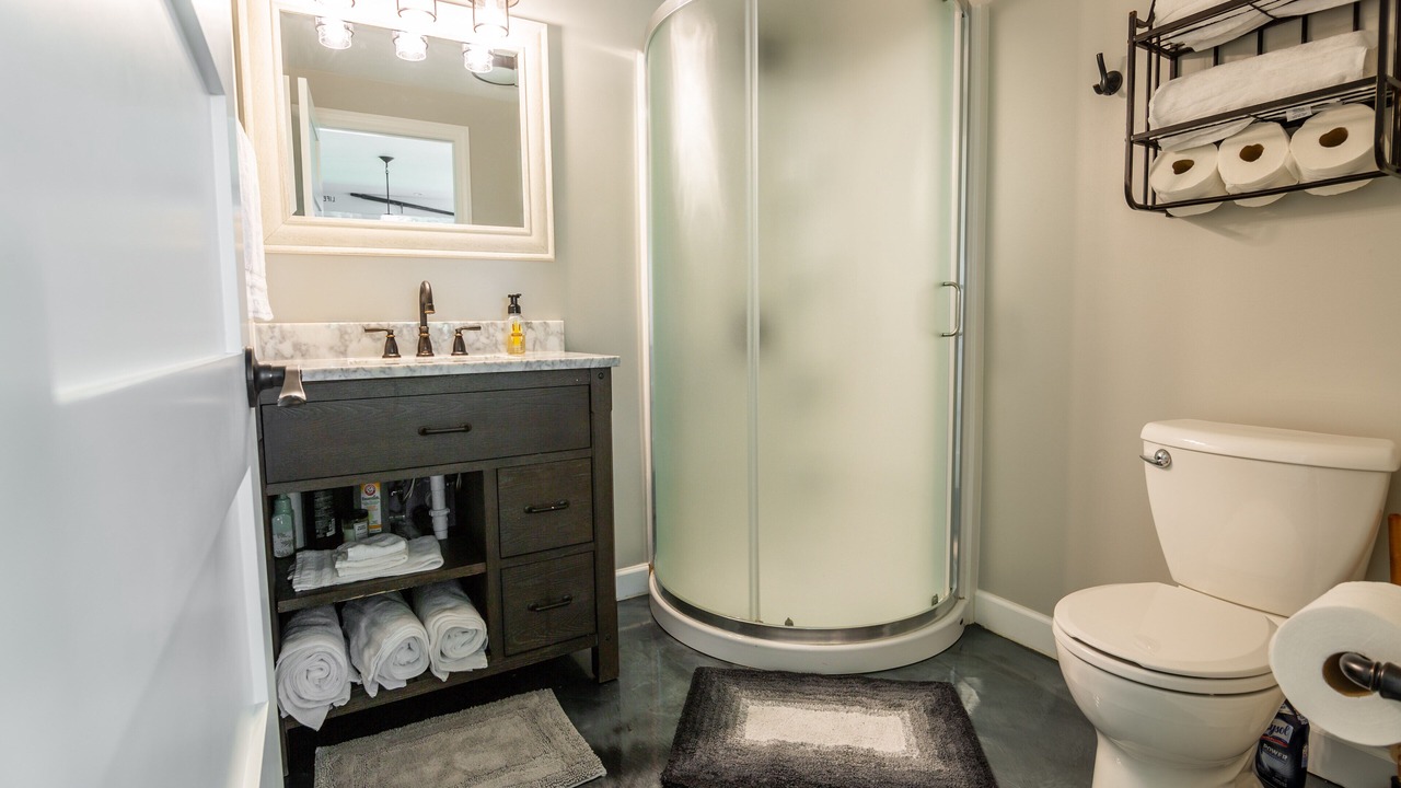 Photo of Bathroom in Lodi