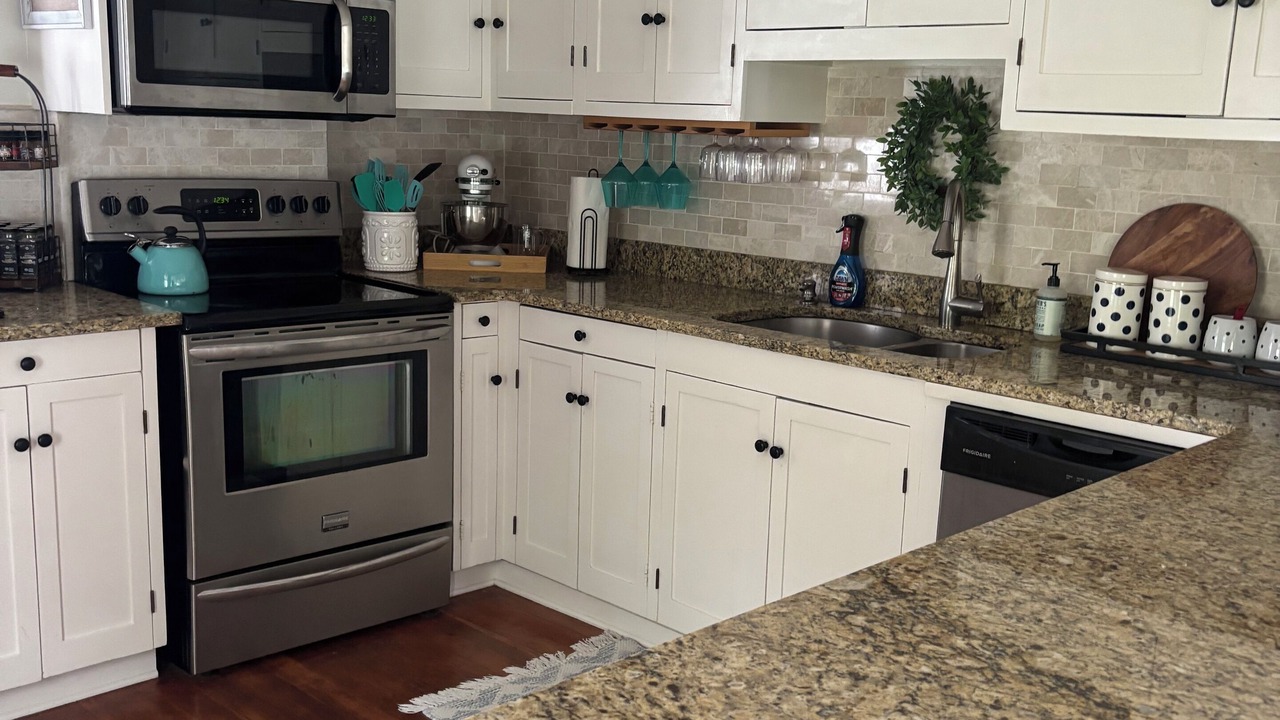 Photo of Kitchen in Wakefield-Peacedale