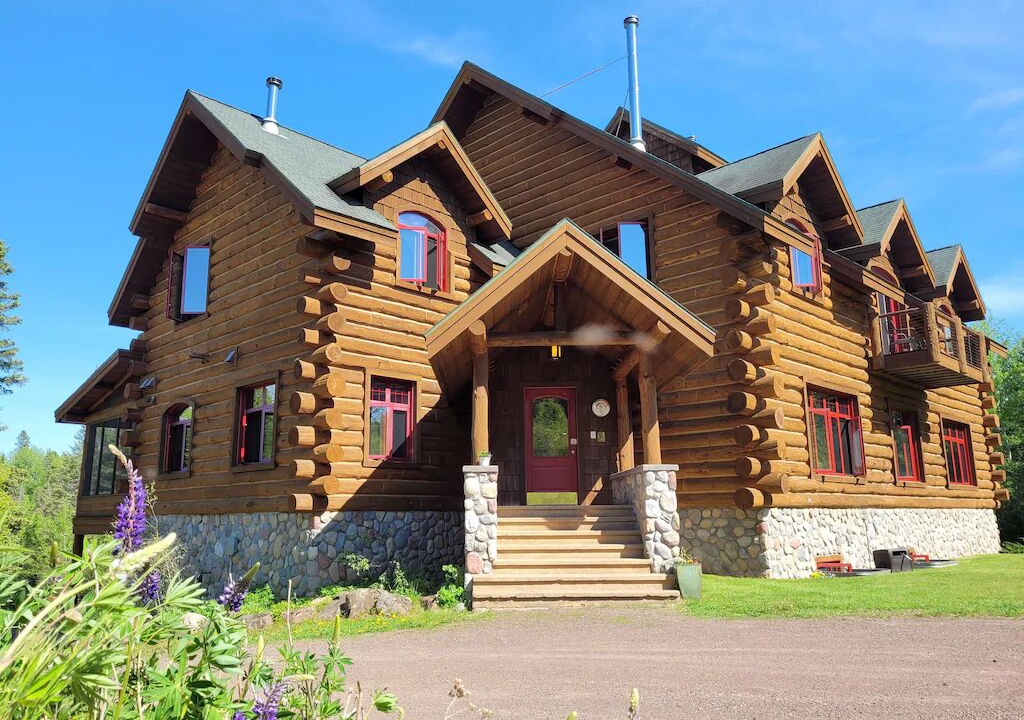 Photo of Others in Silver Bay