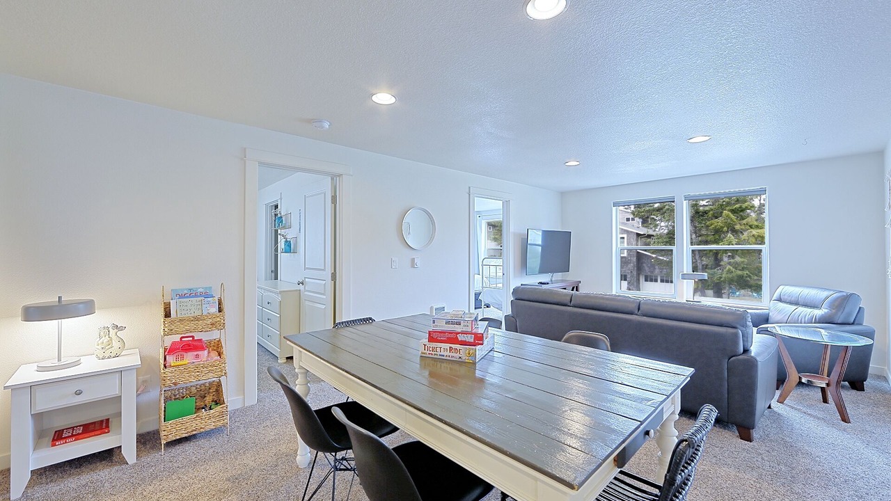 Photo of Bedroom in Rockaway Beach