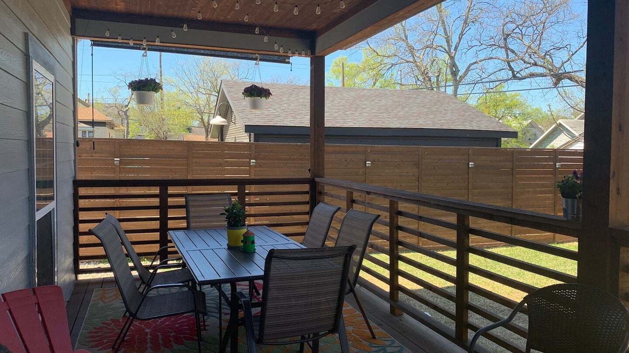 Photo of Outdoor in Oak Cliff