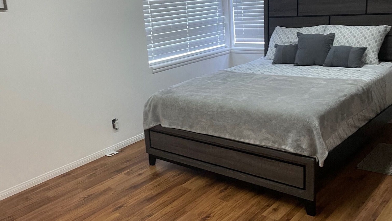 Photo of Bedroom in Lake Balboa