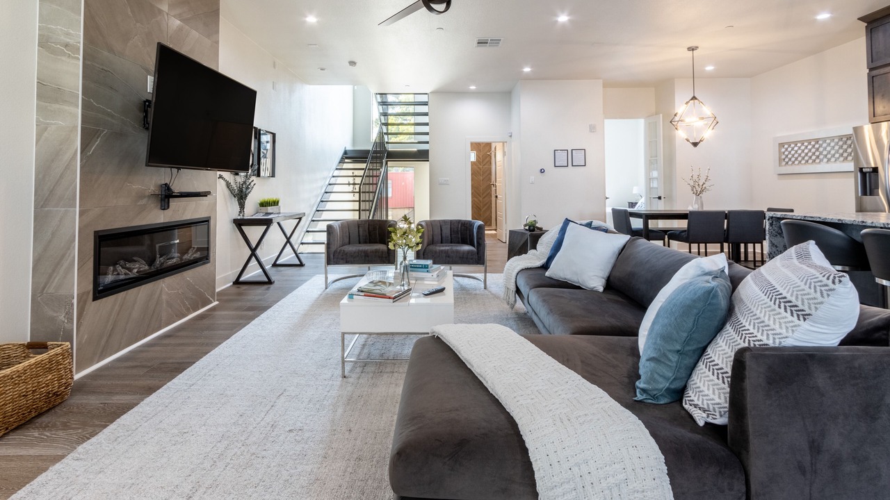 Photo of Livingroom in Oak Cliff