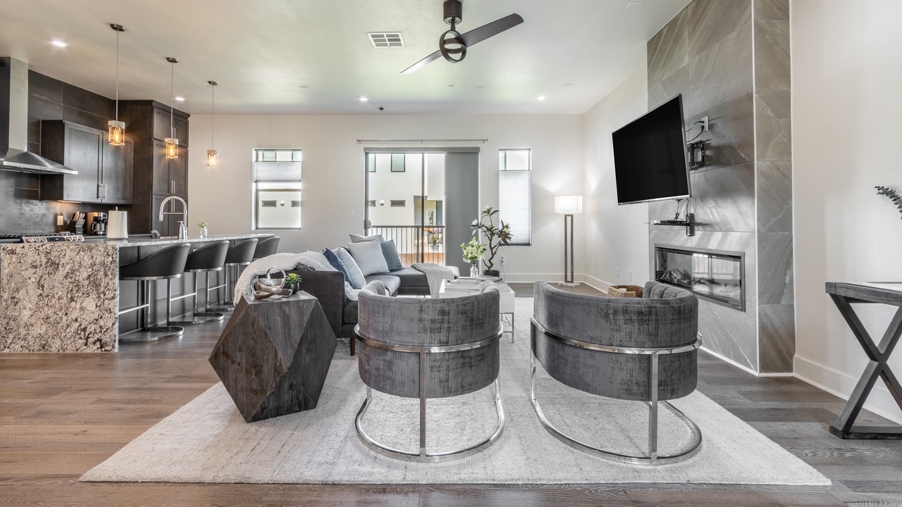 Photo of Livingroom in Oak Cliff