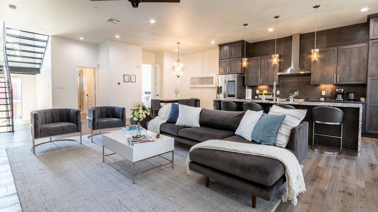 Photo of Livingroom in Oak Cliff