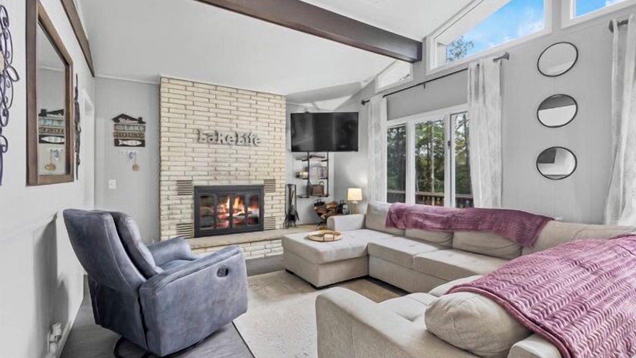 Photo of Livingroom in Carter