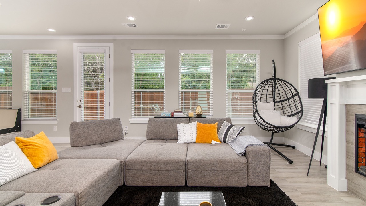 Photo of Livingroom in West Dallas