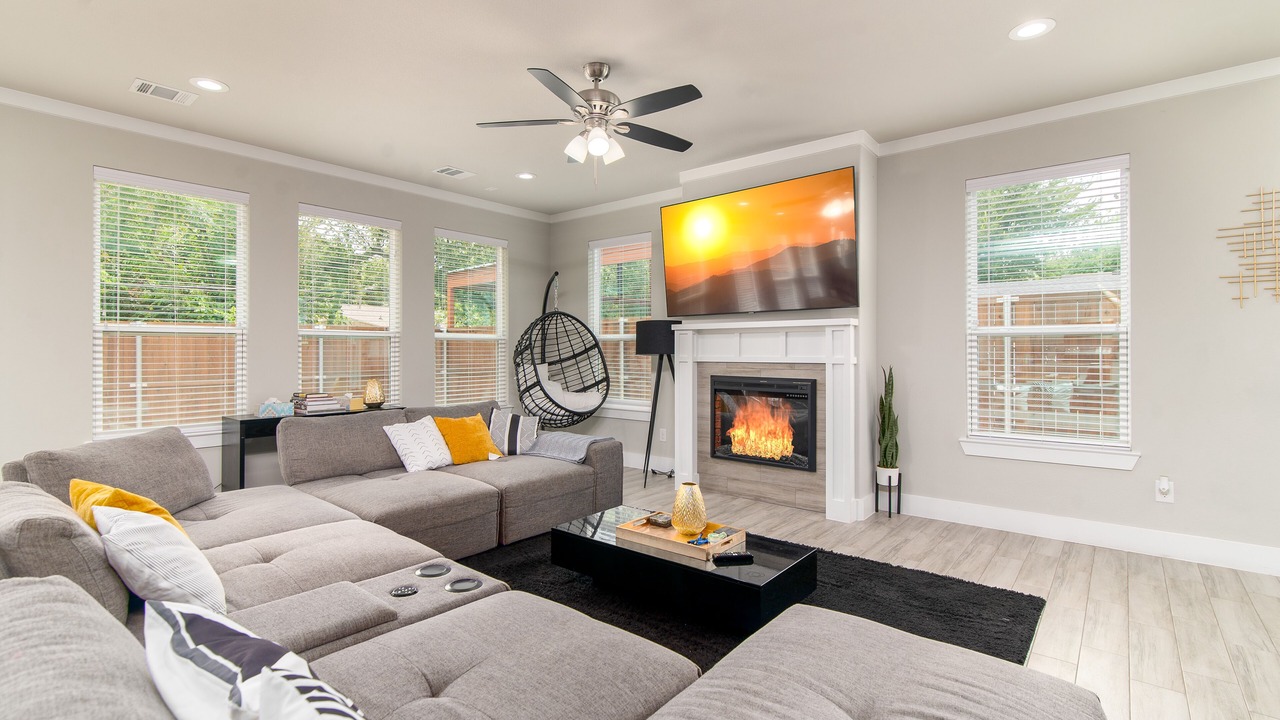 Photo of Livingroom in West Dallas