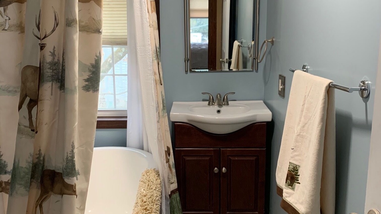 Photo of Bathroom in Camptown