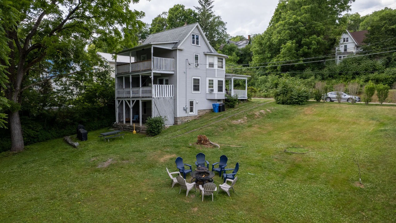 Photo of Outdoor in Camptown
