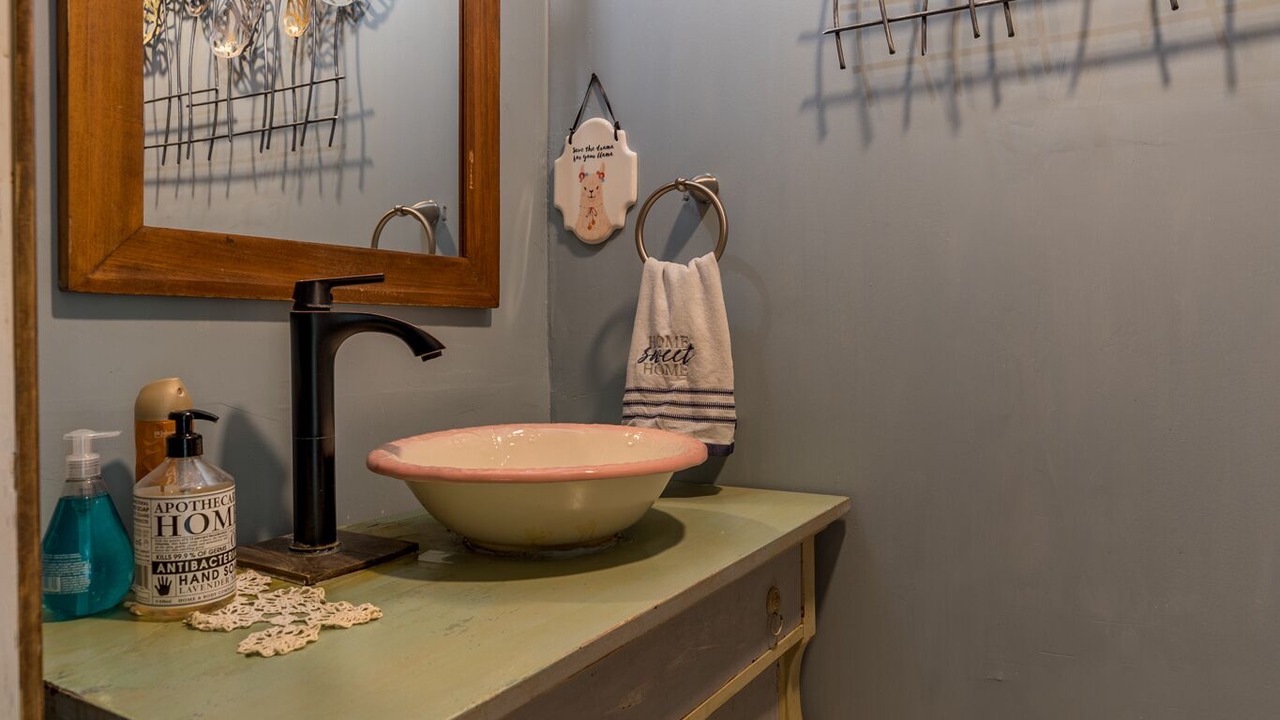 Photo of Bathroom in Camptown