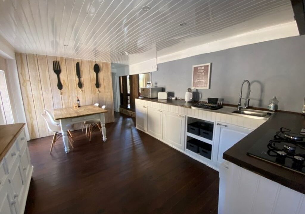 Photo of Kitchen in Saint-Pierre-de-Frugie