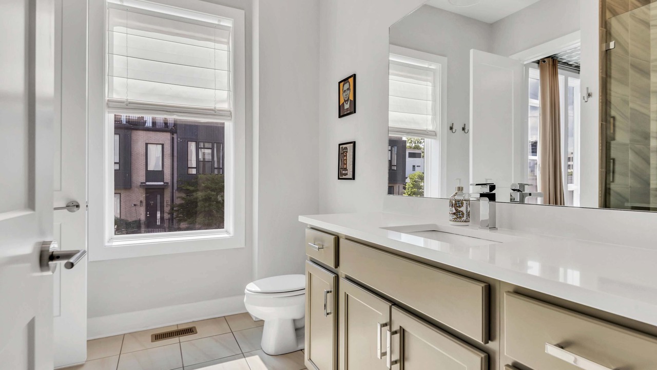 Photo of Bathroom in Hadley - Washington