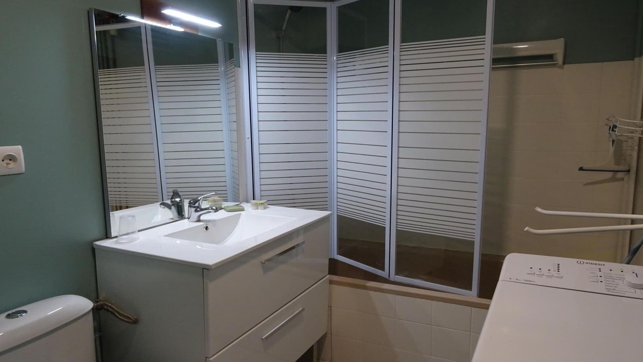 Photo of Bathroom in Plougasnou