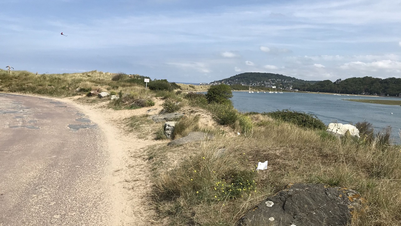 Photo of Others in Port Guillaume