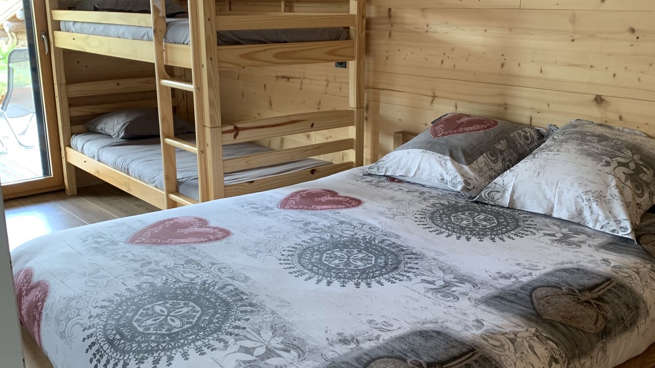 Photo of Bedroom in Saint-Julien-en-Vercors